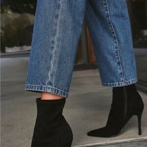 Shoe Dazzle Elegant Black Heeled Boots